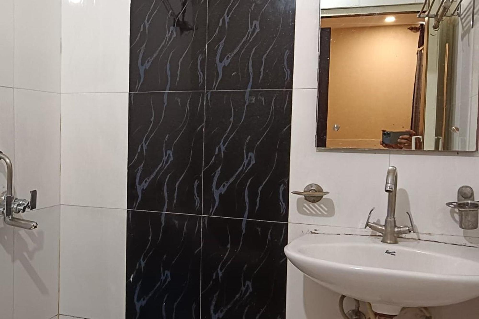 Hotel Shree Kanta Гургаон Екстериор снимка