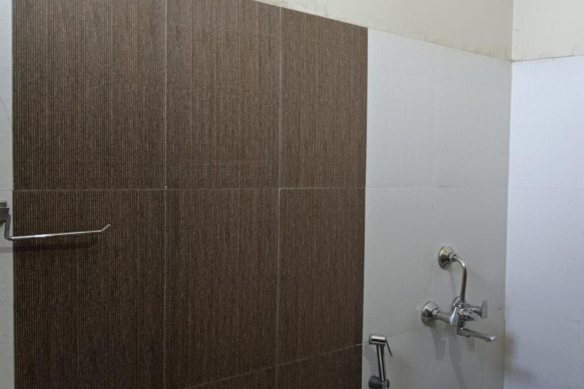 Hotel Shree Kanta Гургаон Екстериор снимка