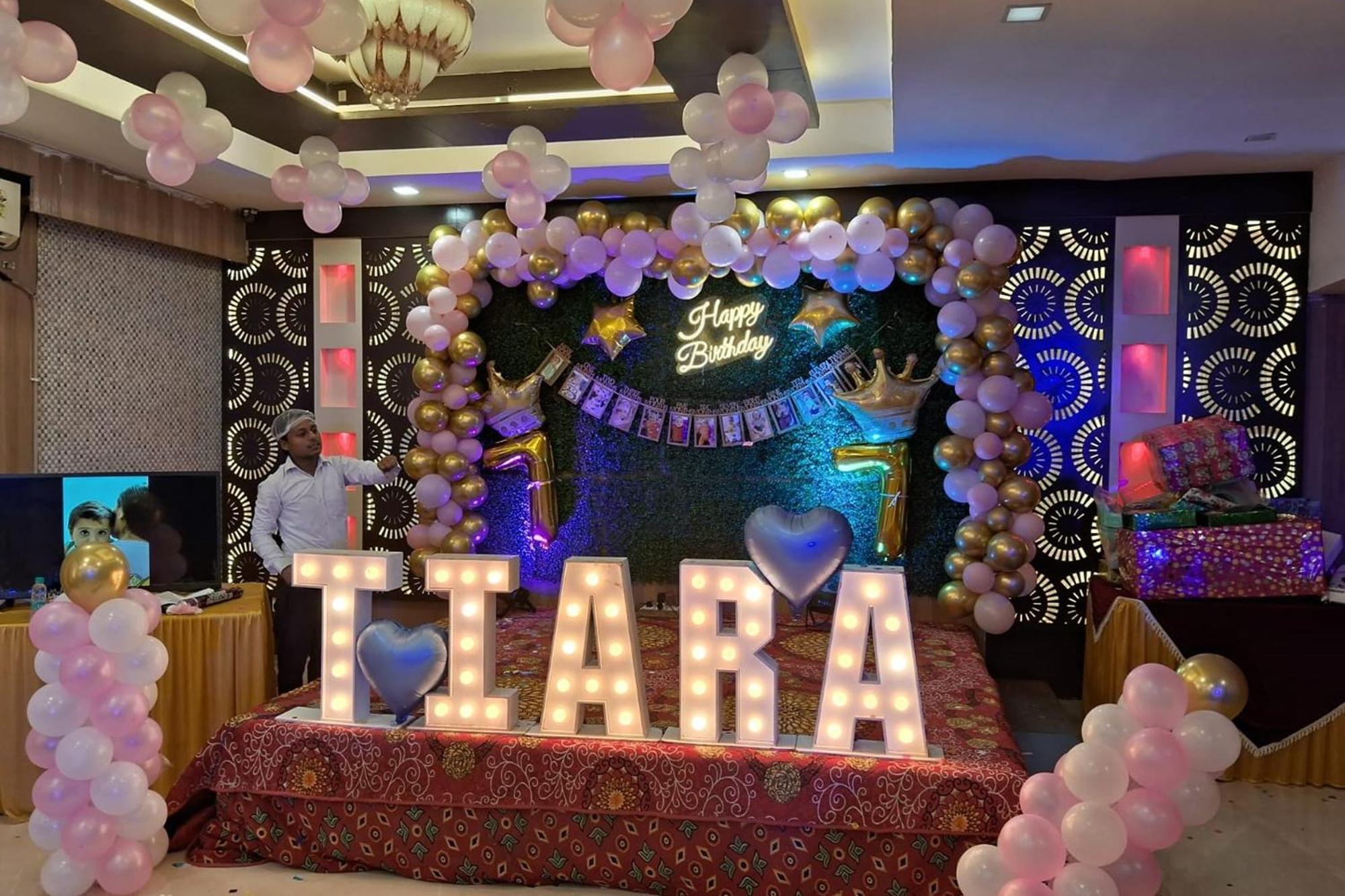 Hotel Shree Kanta Гургаон Екстериор снимка