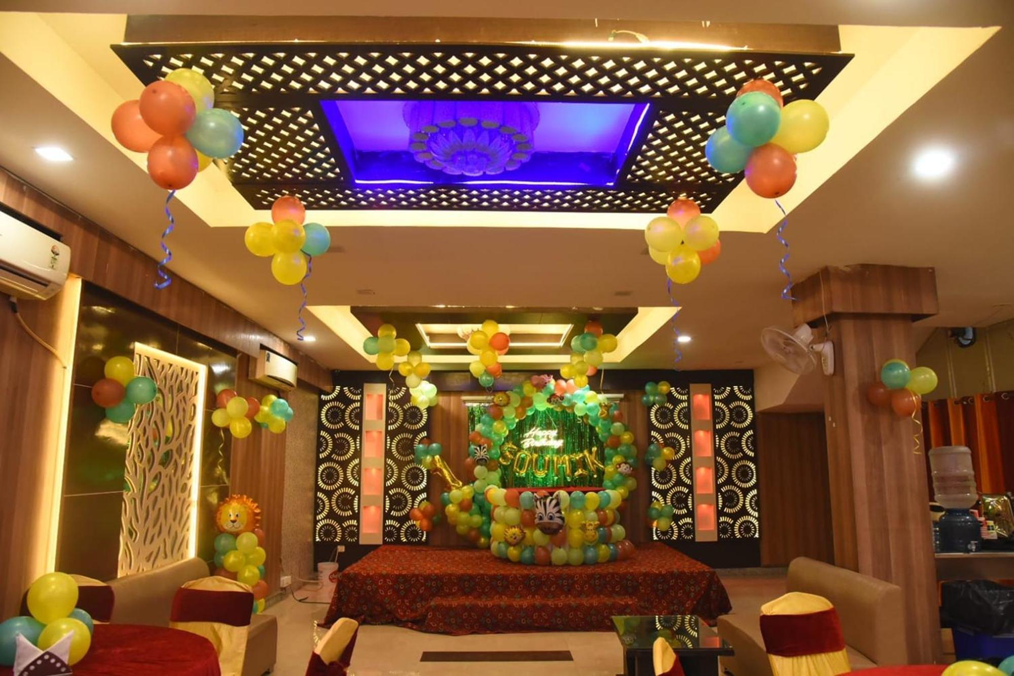 Hotel Shree Kanta Гургаон Екстериор снимка